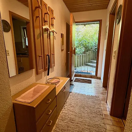 5 Minuten Zum Bodensee, 10 Minuten Zum Stadtzentrum, Sehr Ruhig, Kuehl Auch Bei Hitze דירה *